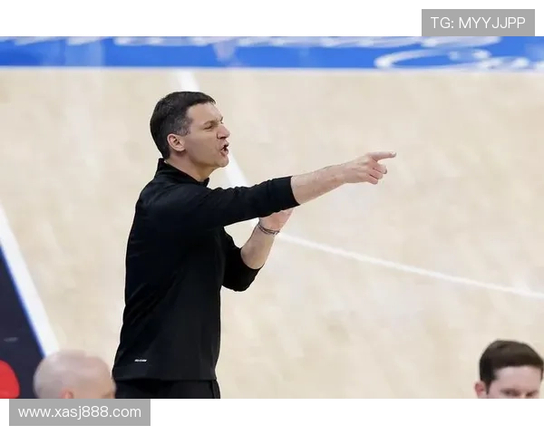 卡马文加心理素质提升球队表现，年轻球员在比赛逆转中展现非凡实力